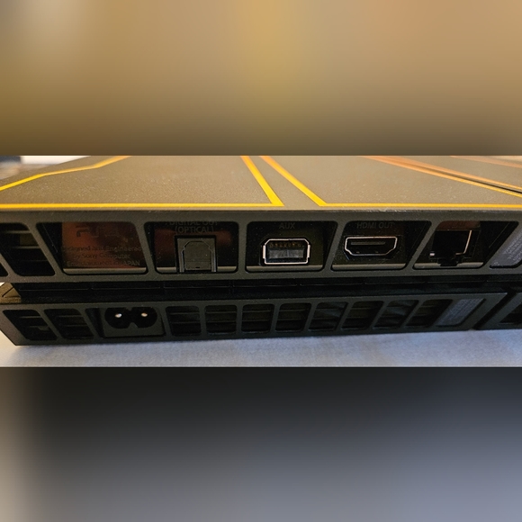 PlayStation4 1TB Call of Duty Black Ops III bundle with Blu-ray disc PLUS - Picture 4 of 15